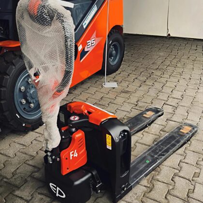 Wózek elektryczny EP F4